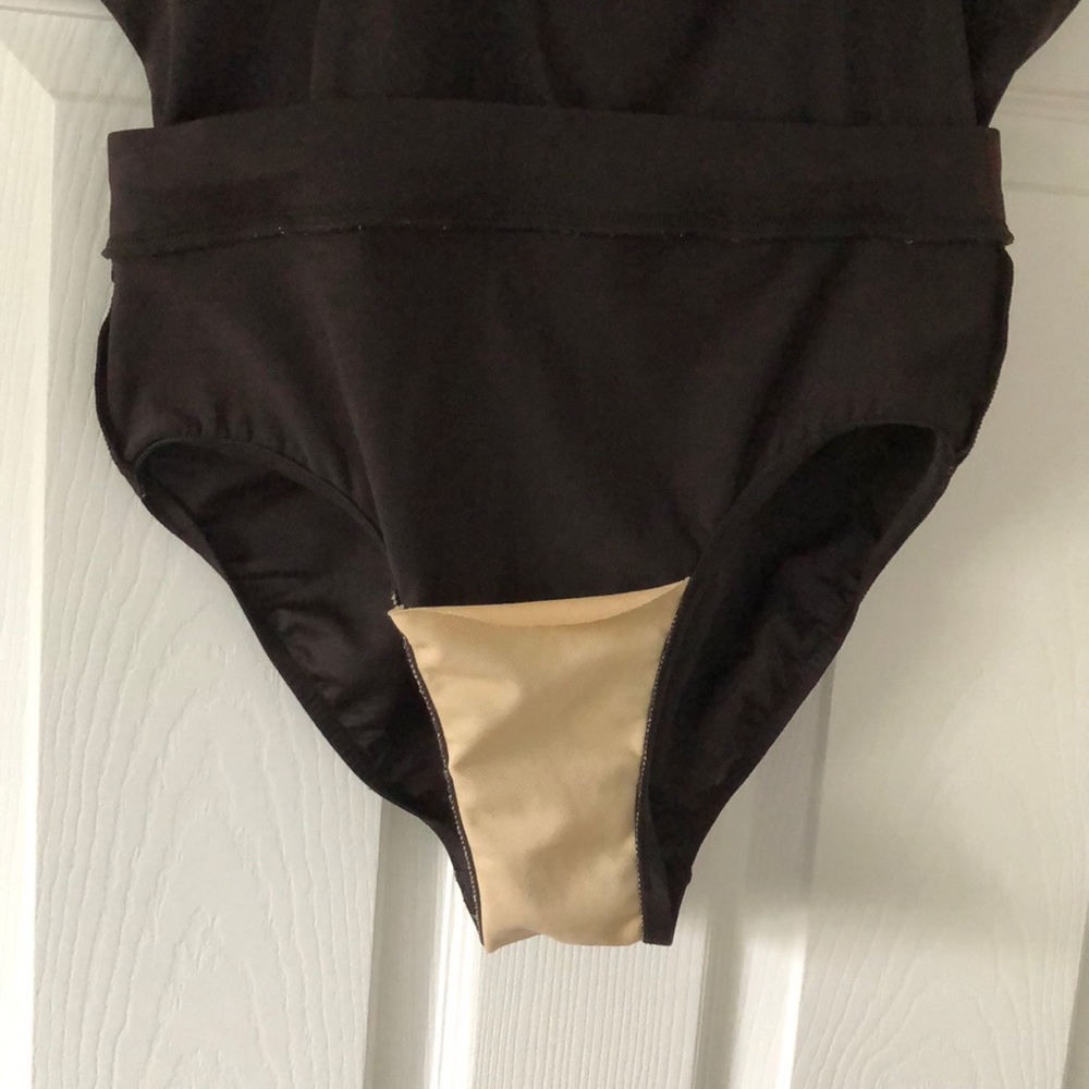 Tidal Skirt Brown - Picture 4 of 5